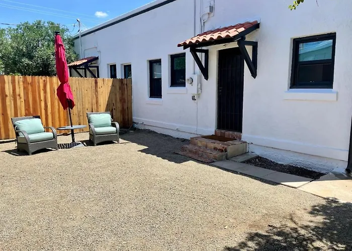 Holiday home 1926 Historic Duplex, Near U Of A, 1 Bedroom 1 Ba Tucson